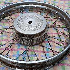 Изображение детали Колесо (обод) на мотоцикл Ява Вишня